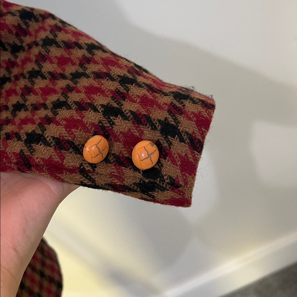 Vintage SK & Company Wool Houndstooth Blazer with Button Detail - Picture 3 of 5